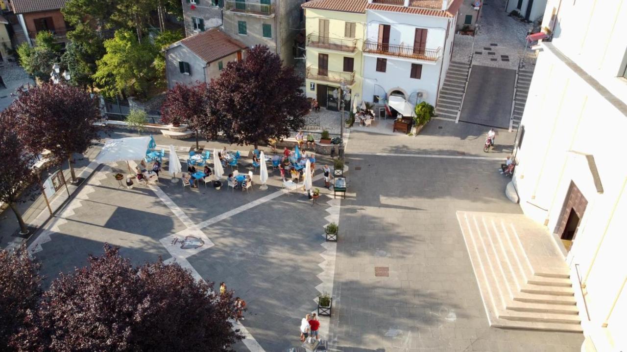 G-House Apartment Rocca di Cave Bagian luar foto